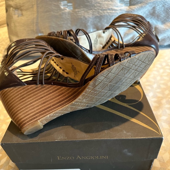 Wedge sandals - Picture 3 of 4